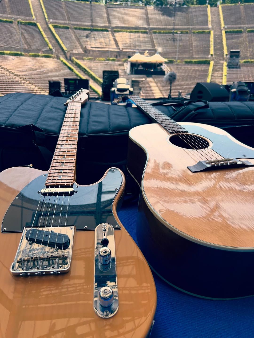 Gitarren im Olympiastadion Berlin — Vorbereitung zum Konzert